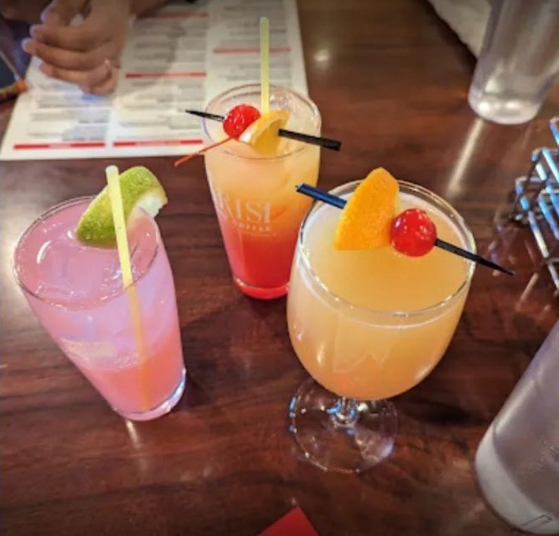 Stop by eggtc. this weekend for breakfast, brunch or lunch with your friends or family! We have the perfect place with all your favorite food and drinks! Dine-in or order ahead to go! 

 View our full menu at eggtckc.com

 #eggtc #kcbrunch #weekendbrunch #eatlocalkc