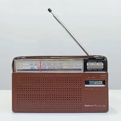 umair_haider's tweet image. One of the many things that initially drew me to technology was the radio. In Chitral, those ancient radio sets meant far more than just a gadget, they had been living, breathing members of families, buzzing away from the corners of living rooms, ferrying in news, music and tales…