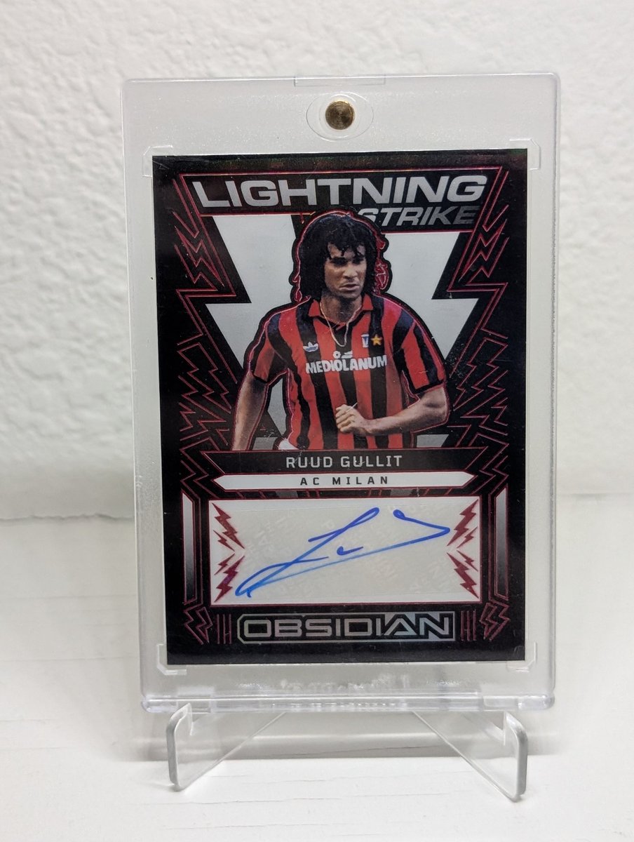 Tonachi Collects tweet media