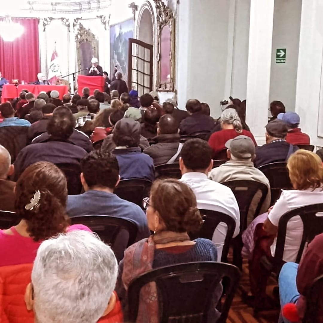 El pasado 13 de junio realizamos un acto político cultural en homenaje a Maceo, Mariátegui y el Che.
Participaron el embajador Carlos Zamora 🇨🇺, Héctor Béjar y Germán Rentería.
También nos acompañaron Margot Palomino, Antonio Zevallos y Takanamanta.
✊🏽 #PerúCuba #CubaVive