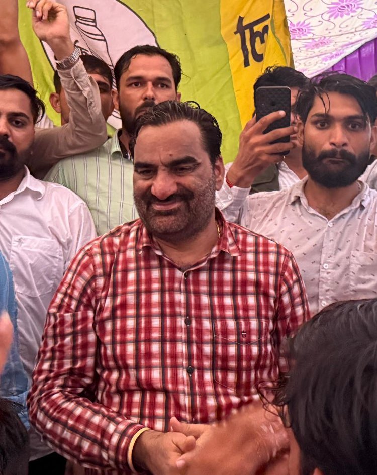 Ronak Choudhary (@ronak_jodhpur) on Twitter photo рд░рд╛рд╖реНрдЯреНрд░реАрдп рд▓реЛрдХрддрд╛рдВрддреНрд░рд┐рдХ рдкрд╛рд░реНрдЯреА рд╕рджреИрд╡ рд╕рддреНрдп рд╡ рдиреНрдпрд╛рдп рдХреЗ рд▓рд┐рдП рд▓рдбрд╝рд╛рдИ рд▓рдбрд╝рддреА рд░рд╣реЗрдЧреА ,рд╣рд░ рд╣рд╛рд▓рд╛рдд рдФрд░ рдкрд░рд┐рд╕реНрдерд┐рддрд┐ рдореЗрдВ рд╕рджреИрд╡ рдкреАрдбрд╝рд┐рддреЛрдВ рдХреЗ рд╕рд╛рде рдЦрдбрд╝рд╛ рдорд┐рд▓реВрдВрдЧрд╛ - рд╣рдиреБрдорд╛рди рдмреЗрдиреАрд╡рд╛рд▓ |
<a href="/hanumanbeniwal/">HANUMAN BENIWAL</a> рд░рд╛рд╖реНрдЯреНрд░реАрдп рд▓реЛрдХрддрд╛рдВрддреНрд░рд┐рдХ рдкрд╛рд░реНрдЯреА рд╕рджреИрд╡ рд╕рддреНрдп рд╡ рдиреНрдпрд╛рдп рдХреЗ рд▓рд┐рдП рд▓рдбрд╝рд╛рдИ рд▓рдбрд╝рддреА рд░рд╣реЗрдЧреА ,рд╣рд░ рд╣рд╛рд▓рд╛рдд рдФрд░ рдкрд░рд┐рд╕реНрдерд┐рддрд┐ рдореЗрдВ рд╕рджреИрд╡ рдкреАрдбрд╝рд┐рддреЛрдВ рдХреЗ рд╕рд╛рде рдЦрдбрд╝рд╛ рдорд┐рд▓реВрдВрдЧрд╛ - рд╣рдиреБрдорд╛рди рдмреЗрдиреАрд╡рд╛рд▓ |
<a href="/hanumanbeniwal/">HANUMAN BENIWAL</a>