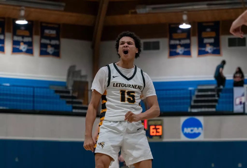 NextMoveHoopss's tweet image. 🚨DIII🚨
🏀LeTourneau University YellowJackets
📍 Longview, TX
📄 ASC
@LETUMBB
The YellowJackets are a force in the ASC. Fast-paced offense and gritty defense. Under Head Coach James Wallace, they’ve achieved multiple winning seasons and postseason appearances.
#NextMoveHoops