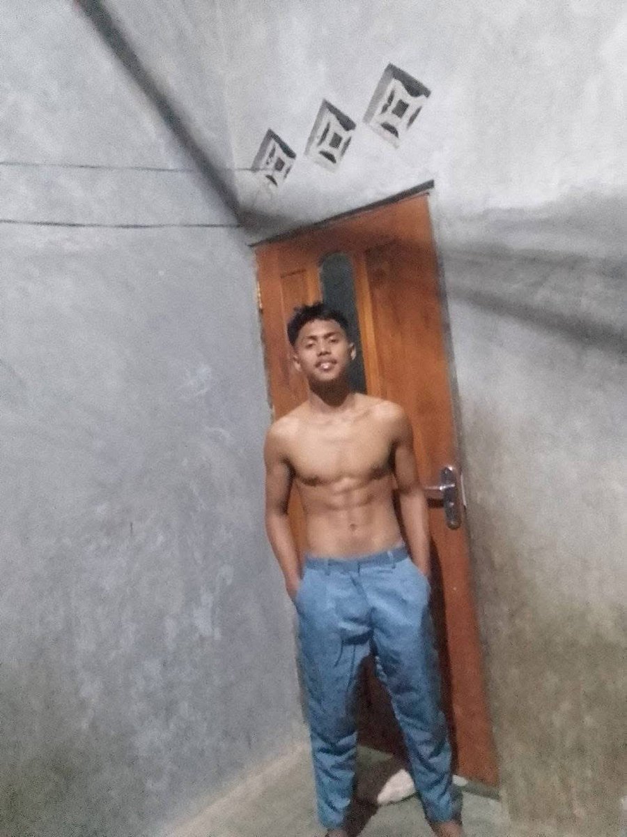 imdjocker18's tweet photo. 😋💪🏾 workout malam #workout https://t.co/N37WJoUy5E