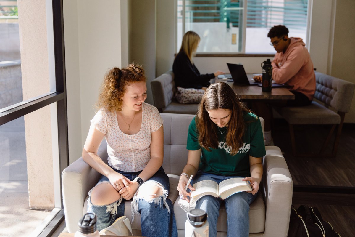 For our undergraduate students living on campus, Concordia University Irvine becomes home away from home 🏠 🦅 . Learn more about campus housing, dining amenities, and our sunny campus location here: bit.ly/3FWQ602