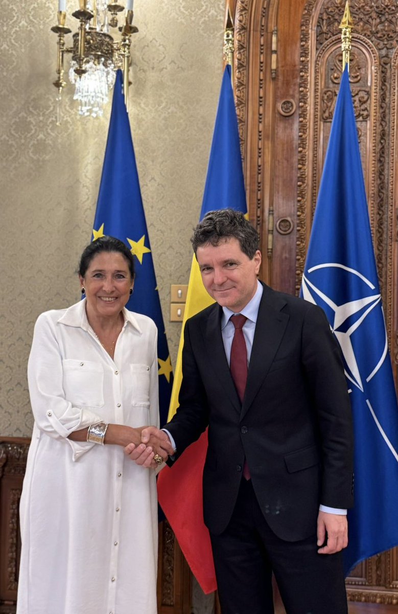 Salome Zourabichvili (@zourabichvili_s) on Twitter photo 🇬🇪🇷🇴 Important meeting with <a href="/NicusorDanRO/">Nicușor Dan</a>. I conveyed the alarming truth: elections were manipulated, freedoms are being suppressed and the regime is dragging the country towards Russia. Georgia’s European path must be defended by the EU. The Black Sea strategy is at stake. 🇬🇪🇷🇴 Important meeting with <a href="/NicusorDanRO/">Nicușor Dan</a>. I conveyed the alarming truth: elections were manipulated, freedoms are being suppressed and the regime is dragging the country towards Russia. Georgia’s European path must be defended by the EU. The Black Sea strategy is at stake.