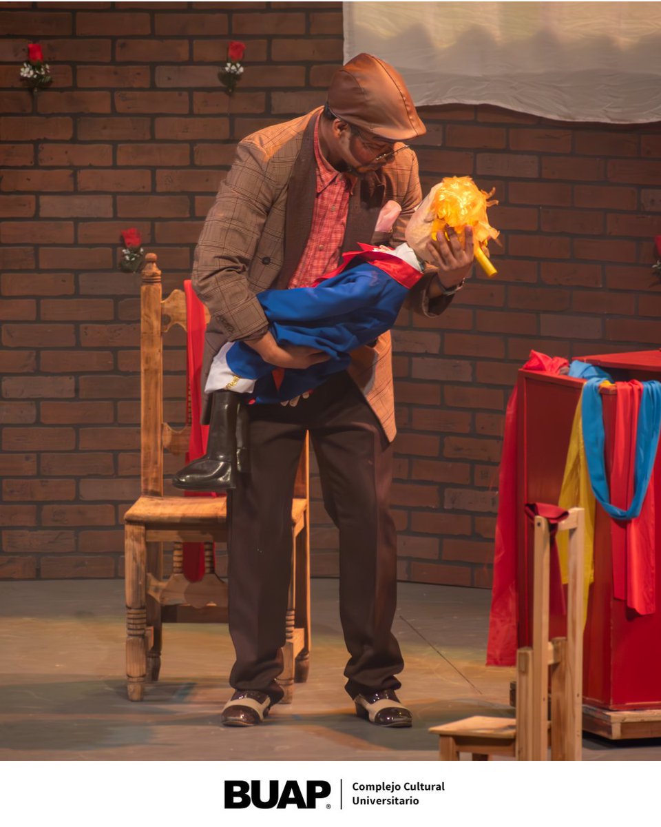 🎭🌹Vive la SEGUNDA FUNCIÓN de "El Principito y el Abuelo Tito" este #domingo, junto a la Compañía Titular de Teatro BUAP CCU. Una historia que te acerca al teatro rodeado de ternura y valentía.

📆 22 de junio ⏰ 13:00 h.
🎟️ Entrada general $50 pesos