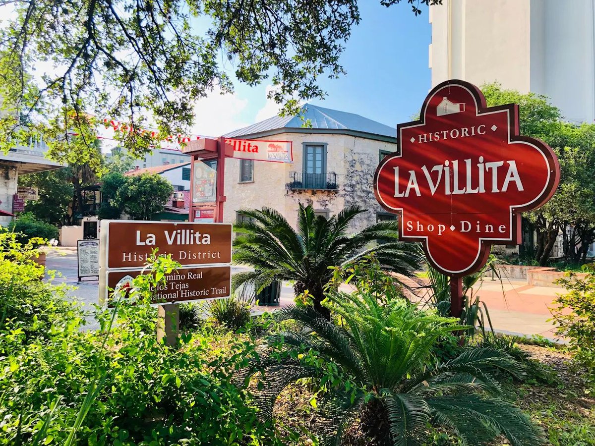 Summer nights at La Villita Historic District are calling. ✨
Getting there is easy with VIA Downtown Link, your affordable, on-demand ride for just $1.30. Skip the parking hassle and #RideVIA through the VIA Link app.

🕺 Fiesta Noche del Rio – Every Friday &amp; Saturday at 8:30 PM