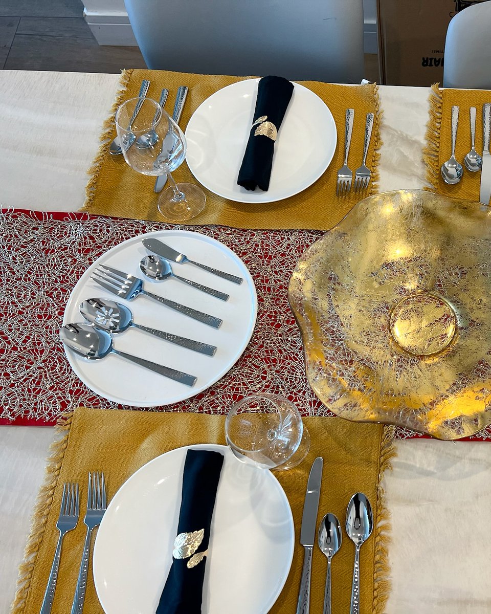 BubblyMoments's tweet image. Shine at every meal! 🍽️ The Mikasa Oliver Gleam Silverware Set is sleek, durable &amp;amp; dinner party-ready.

🛍️ Shop here: amzlink.to/az0ChiDXQUIzU

#SilverwareSet #DiningEssentials #HostInStyle #FlatwareFinds #Mikasa