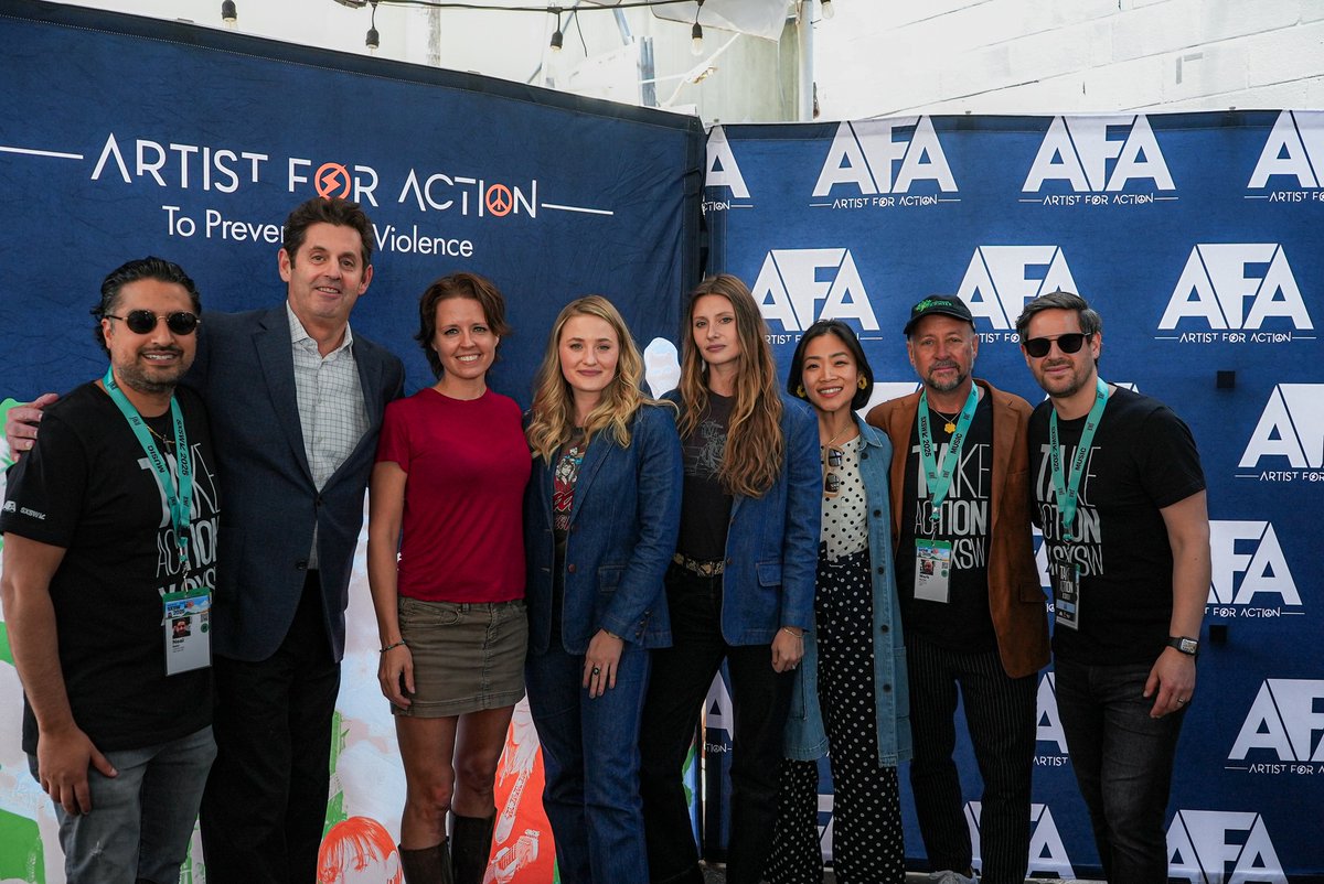 #Throwback to <a href="/afaventures/">Artist For Action</a>  &amp; <a href="/sandyhook/">Sandy Hook Promise</a> presents Take Action x <a href="/sxsw/">SXSW</a>  with <a href="/CollectiveEnt_/">Collective Entertainment</a> 's partner <a href="/emwizzle/">Emily White</a>  Had a blast working to make change through music! #musicislife #MusicIsChange