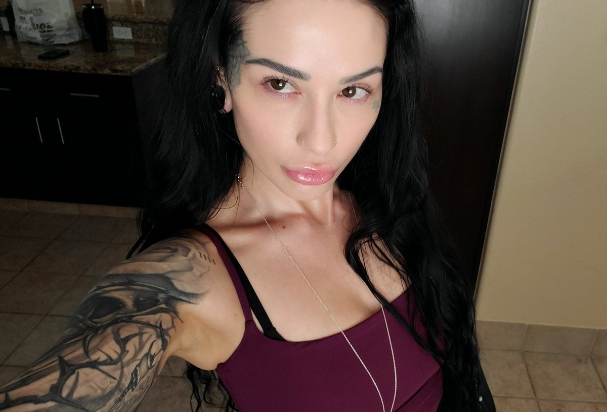KATRINA JADE™ demon/angel (@kj_fetishmodel) on Twitter photo 