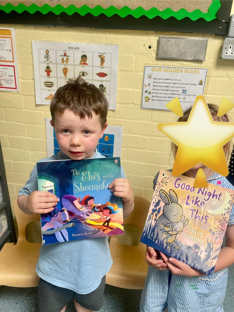 Our two Dojo dip winners this week Hughie and Lily chose their books as prizes- enjoy reading them! 📚📚