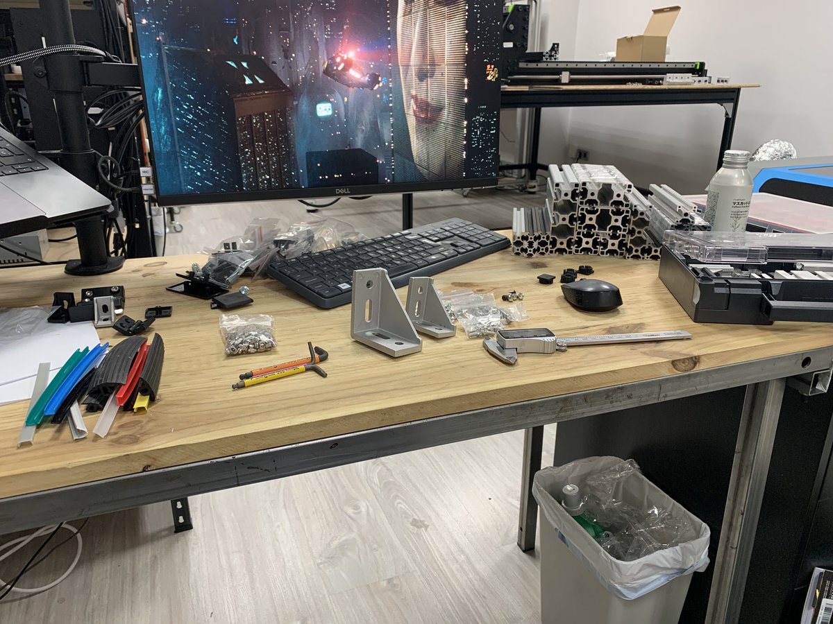 Checking tons of new profile samples and accessories to sell new stuff in Bitfab Parts!
