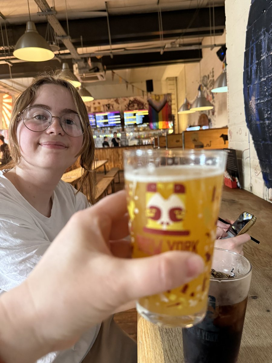 MrsRealAleGuide's tweet image. Well it would be wrong to visit York and not get a cold one from @brewyorkbeer although Ragnarok Star punches a hot kick!