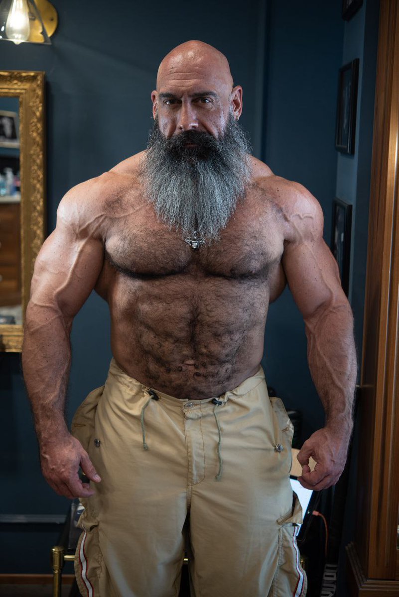 magnani's impressive physique