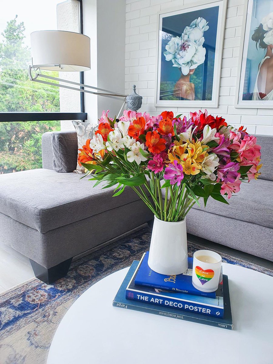 Global Rose tweet media