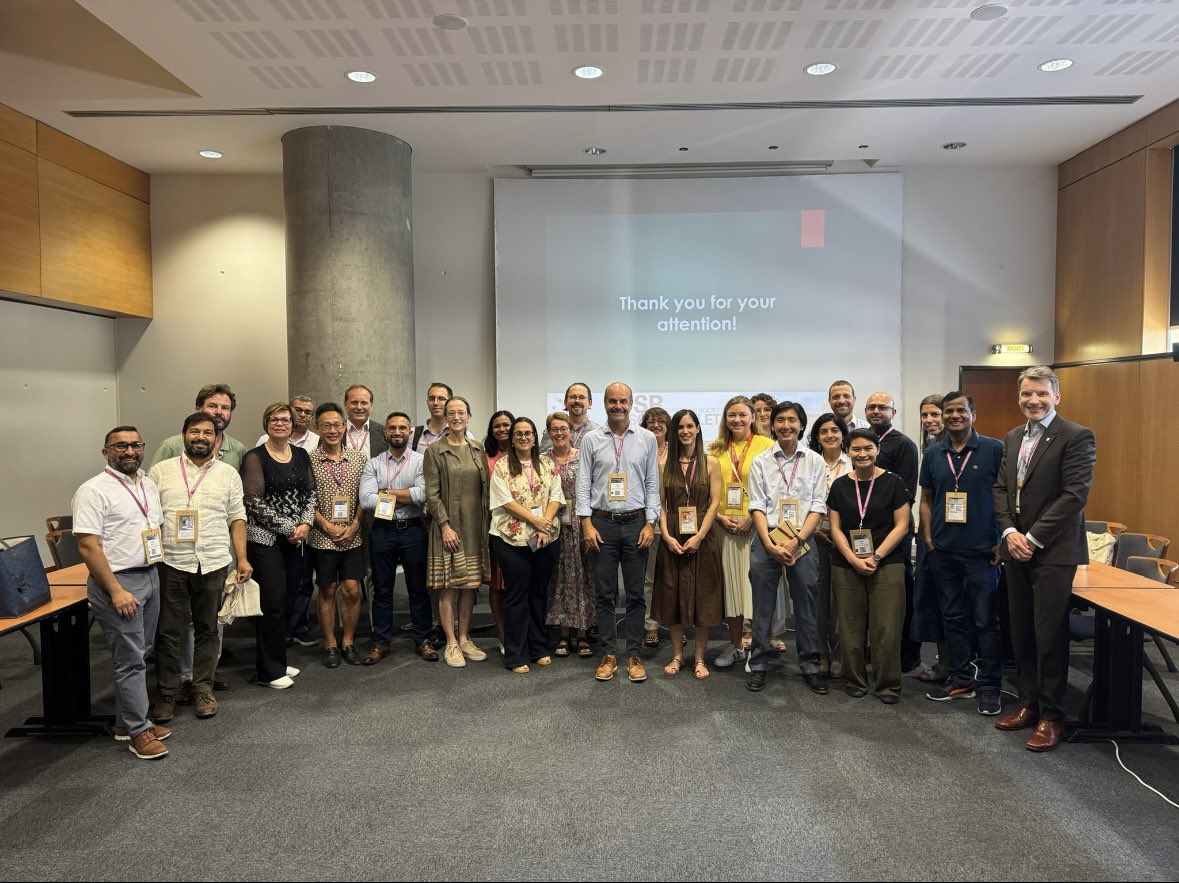ESSRmsk's tweet image. Great meeting today with the ESSR Ultrasound Subcommittee! 🔍🦴
Exciting discussions around advancing MSK ultrasound, education & clinical practice. Thanks to all involved!
#ESSR #MSKUltrasound #Radiology #ESSR2025