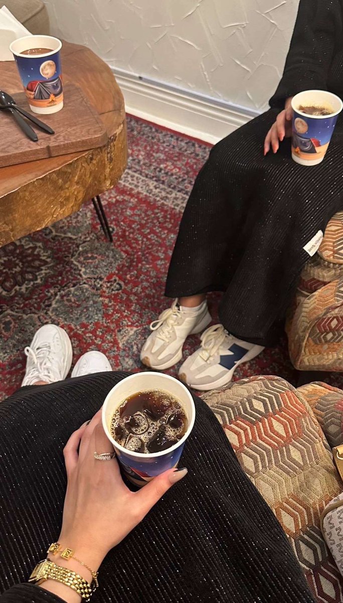 أنت متخيل ان نص اللي حواليك منافقين !.