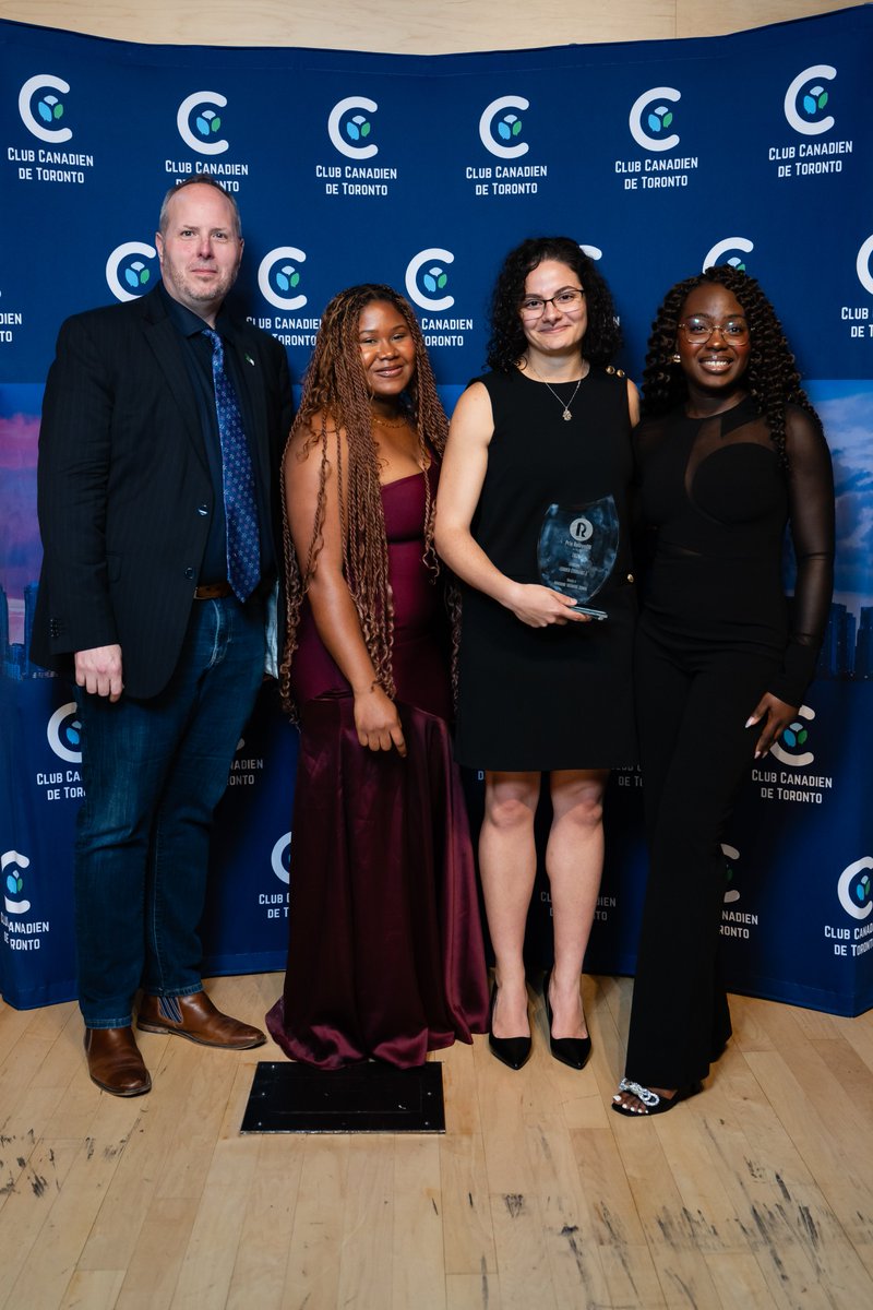 uOttawa Francophonie (@uofrancophonie) on Twitter photo 🎉Trois leaders de l’Université d’Ottawa parmi les finalistes du Prix RelèveON 2025 du <a href="/ClubCanadienTO/">Club canadien de Toronto</a>!
👏Félicitations à Yasmine Zemni (lauréate 🏆), Sandra Kemzang et Zorha Konate pour leur engagement envers la #Francophonie ontarienne!
🔗releveon.club/prix-leader-et… #RelèveON 🎉Trois leaders de l’Université d’Ottawa parmi les finalistes du Prix RelèveON 2025 du <a href="/ClubCanadienTO/">Club canadien de Toronto</a>!
👏Félicitations à Yasmine Zemni (lauréate 🏆), Sandra Kemzang et Zorha Konate pour leur engagement envers la #Francophonie ontarienne!
🔗releveon.club/prix-leader-et… #RelèveON