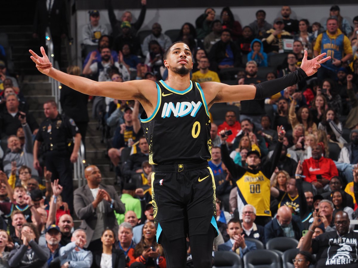 True or False? 🤔

The only point guards in the NBA better than Haliburton are Stephen Curry, SGA, and Luka Doncic.

#NBA | #YesCers