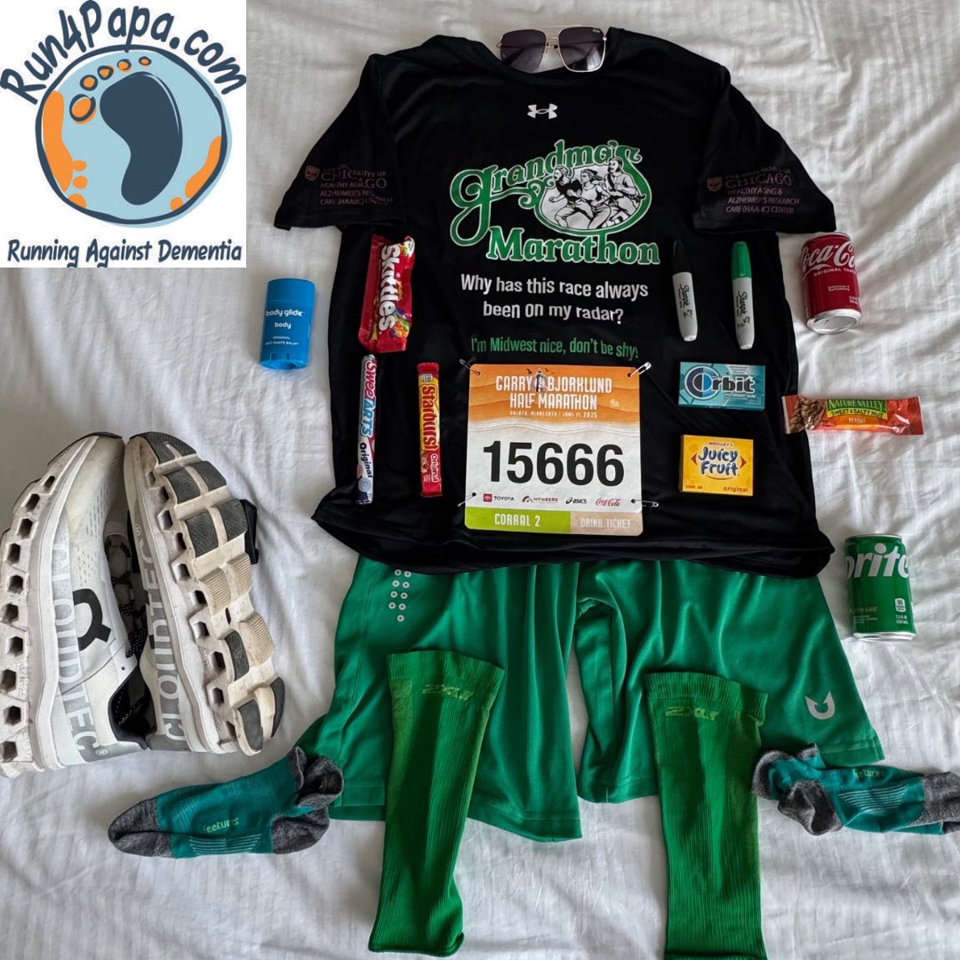 run4papa's tweet image. You know it’s race weekend when Flat R4P has taken more modes of transport than a James Bond chase scene.
Planes? ✅
Trains? ✅
Automobiles? ✅

@GrandmasMara @haarc_center 

#RunningAgainstDementia #50halfmarathons50states #state42