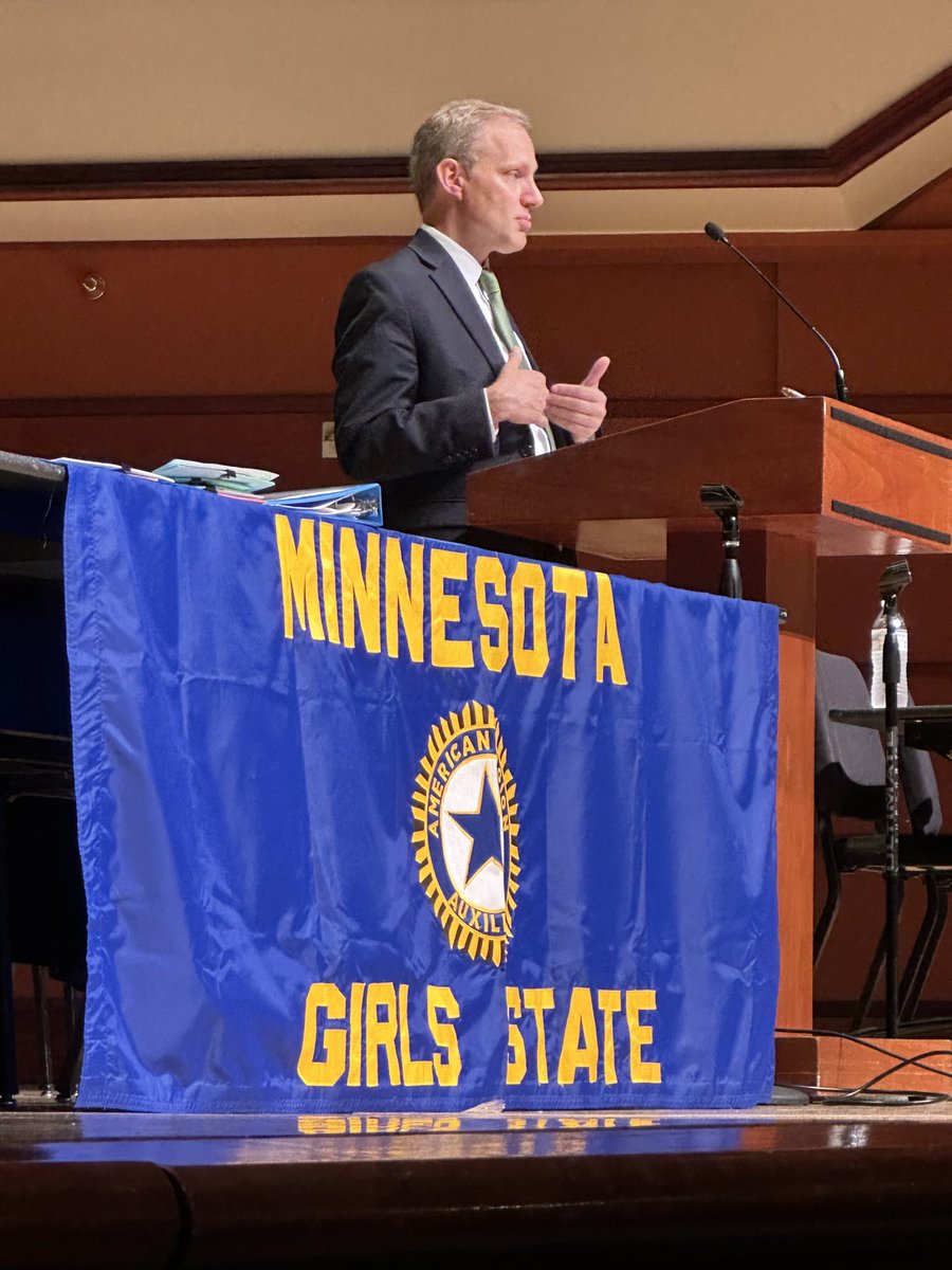 MNSteveSimon's tweet image. The young leaders at the annual Minnesota Girls State session are an inspiration. It was my honor to have an extended conversation with them.