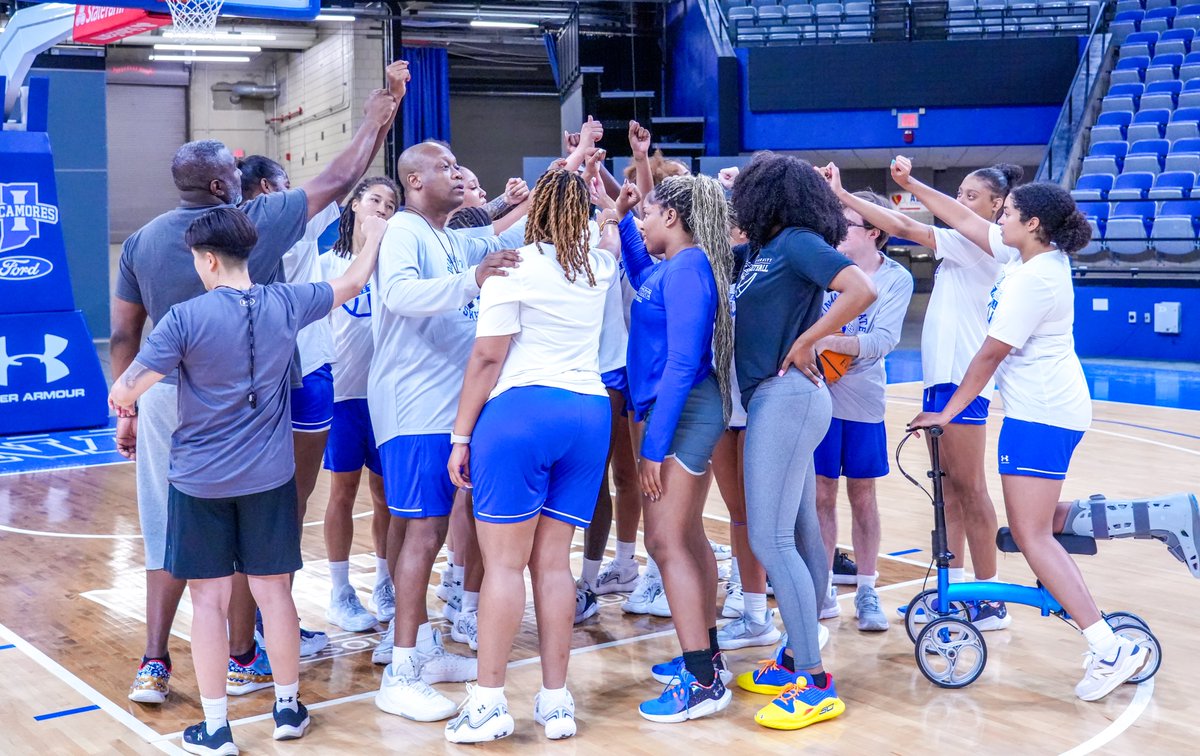 IndStWBB's tweet image. First week in the books ✅
#MarchOn | #ASONE