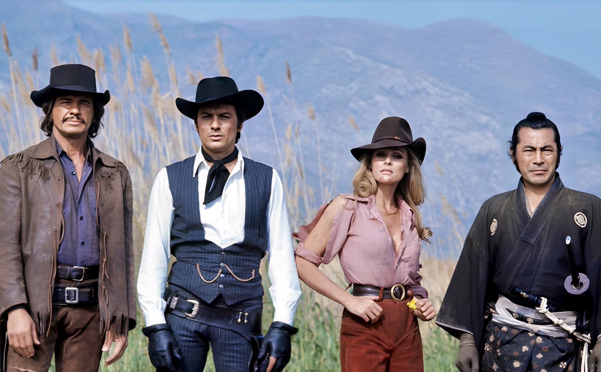Charles Bronson, Alain Delon, Ursula Andress, Toshirō Mifune
photographed on location in Almería, Spain on the set of “RED SUN” (1971) dir. Terence Young

🎬 Les Films Corona