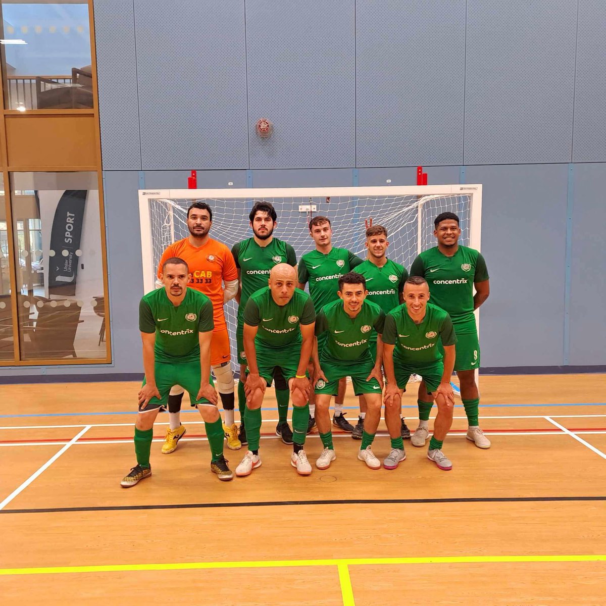 📣 HISTORIC NIGHT FOR DUNDELA! 🟢⚪️

Our newly formed Dundela Futsal Team played their first ever match tonight! 🏆⚽️

The squad featured a brilliant mix of talent from our Reserves side alongside some experienced Brazilian futsal players 🇧🇷