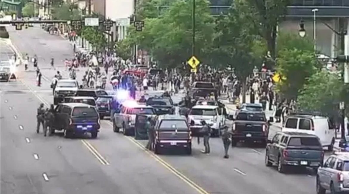 bmullahy2news's tweet image. Arturo Gamboa, arrested in connection with deadly shooting at SLC protest, released from jail. @SimGillDA says office would not be able to make “informed decision” on charges before Gambia’s Monday release. @KUTV2News