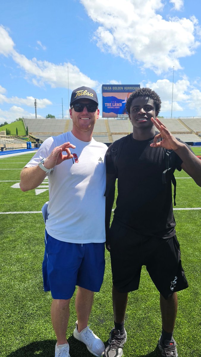 _donovanodum's tweet image. Had a great time competing at @TulsaFootball camp today! Grateful for the opportunity to learn, work, and have a great conversation with Coach @CoachMikeGray  #2028recruit #Linebacker