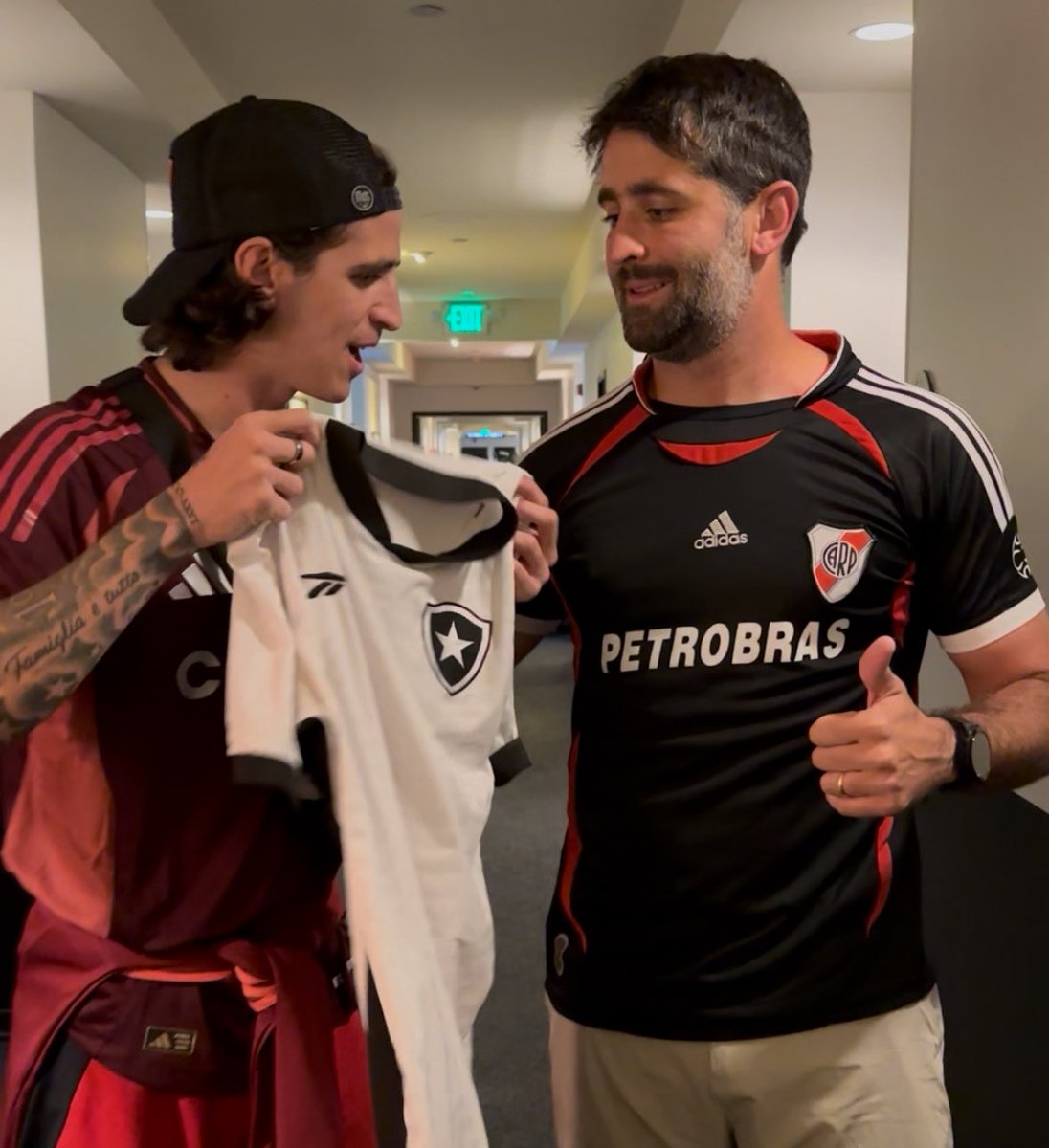 AMIGOOOOOS!! LLEGÓ LA DEL FOGÃO PAPÁ! TENEMOS LA DE BOTAFOGO ⭐️