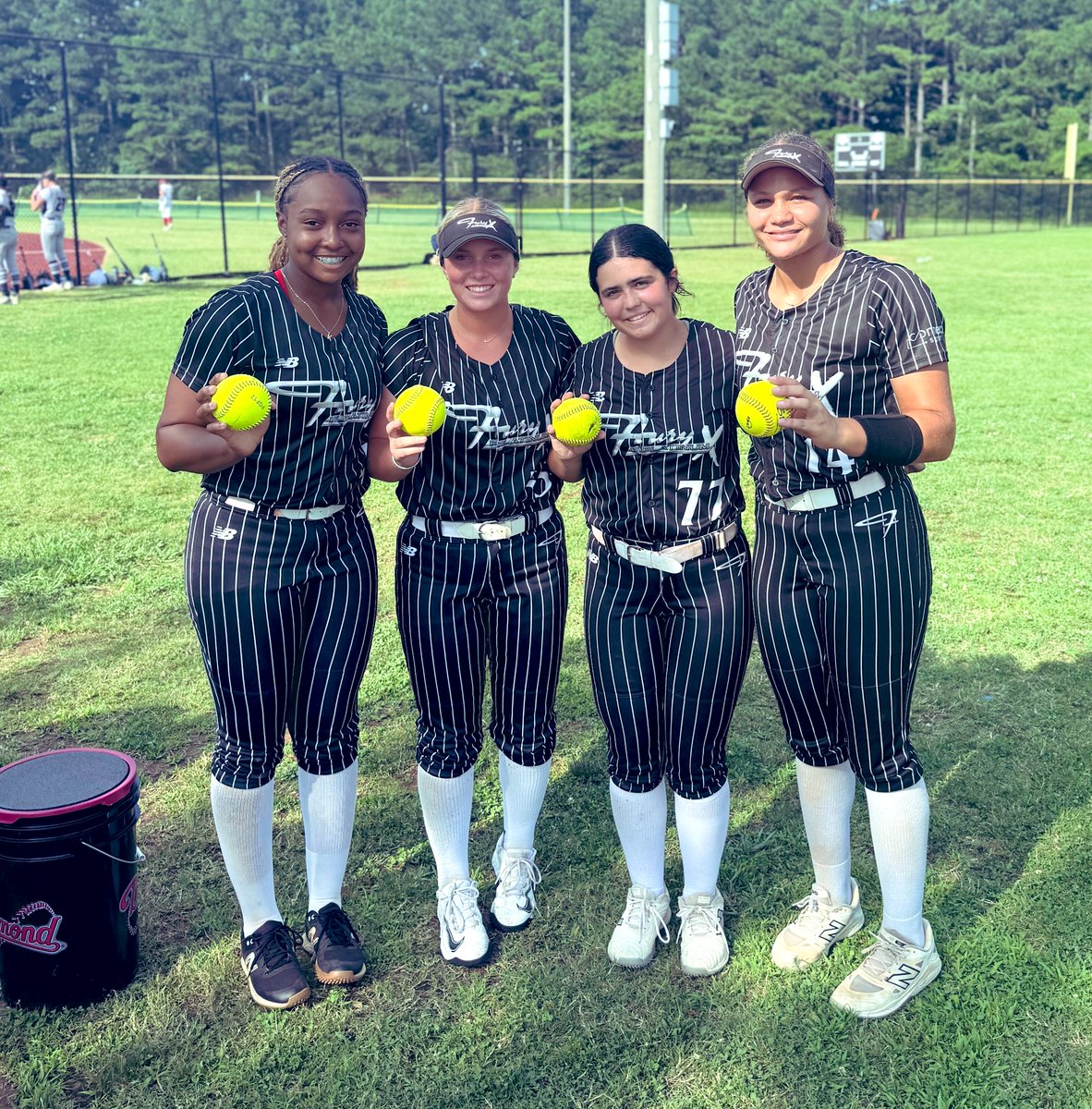 Fury Platinum X - Hutchins (@fpxhutchins) on Twitter photo Finishing pool play as #1 seed in our bracket in Scenic City Top 25! Congratulations to these girls with their 💣’s today: 2027 Jaliyah Whitaker, 2026 <a href="/ChezneyWhipker/">Chezney Whipker</a>, 2027 <a href="/Kloe77softball/">Kloe Quigle</a> and 2027 <a href="/AyalaLayna/">Layna Ayala</a>. We start bracket tomorrow at 2:00 EST on Field 2 @ Heritage Point. Finishing pool play as #1 seed in our bracket in Scenic City Top 25! Congratulations to these girls with their 💣’s today: 2027 Jaliyah Whitaker, 2026 <a href="/ChezneyWhipker/">Chezney Whipker</a>, 2027 <a href="/Kloe77softball/">Kloe Quigle</a> and 2027 <a href="/AyalaLayna/">Layna Ayala</a>. We start bracket tomorrow at 2:00 EST on Field 2 @ Heritage Point.