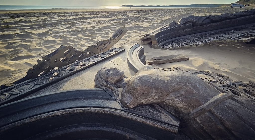 New images from the ‘HOUSE OF THE DRAGON’ Season 3 set reveal the wreckage of House Velaryon ships.

The wreckage of Lord Corlys Velaryon’s ship dedicated to Princess Rhaenys Targaryen called the ‘Queen Who Never Was,’ can be seen as well.