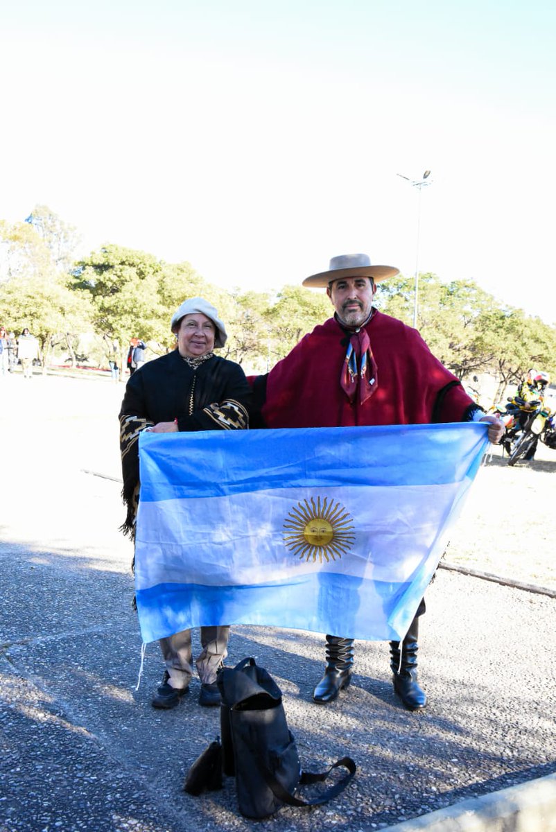 🇦🇷 Hoy celebramos el Día de la Bandera 🇦🇷

Un símbolo que nos representa, nos une y nos llena de orgullo 🙌🏻