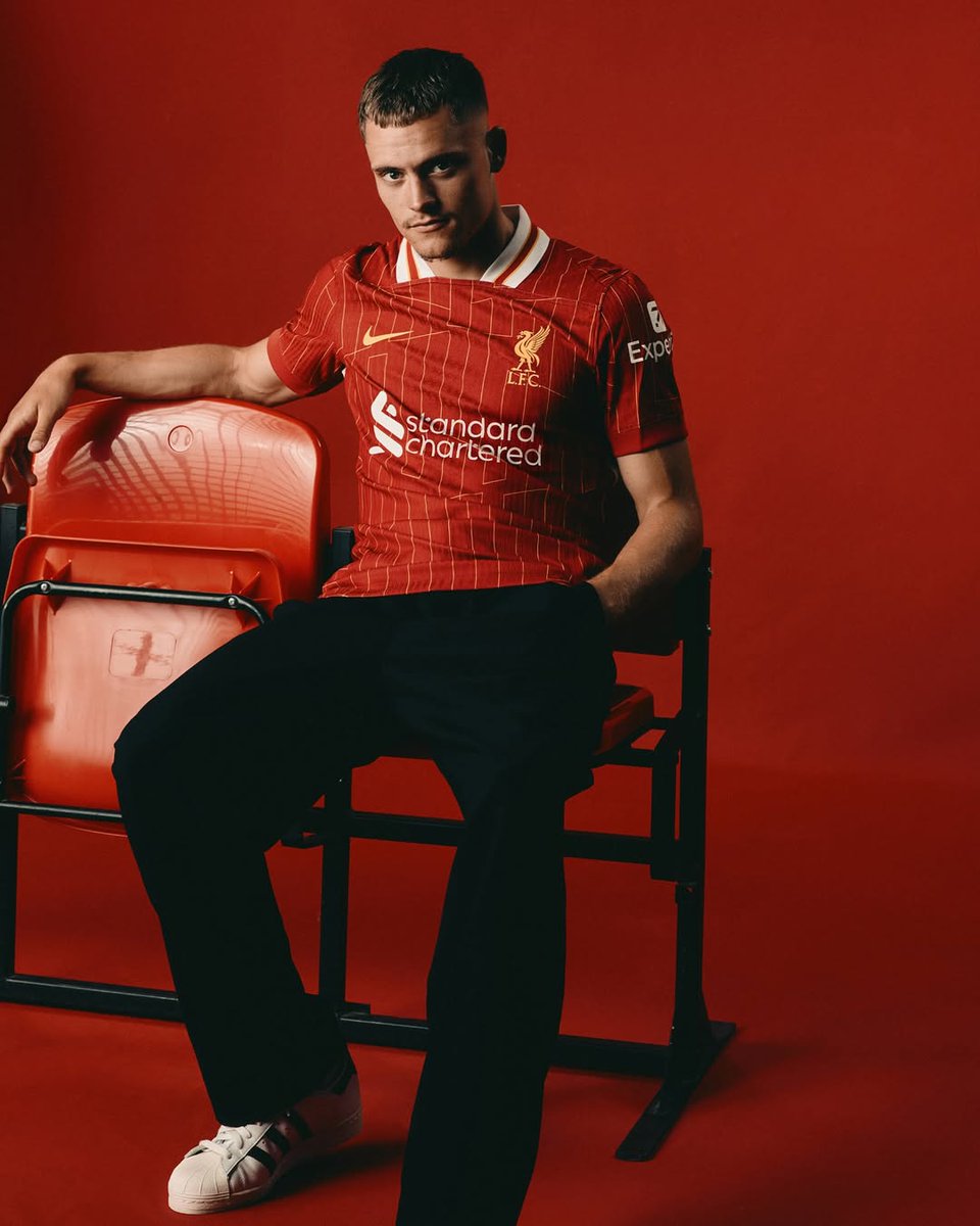 vsrsus's tweet image. LFC on their Wirtz behaviour.