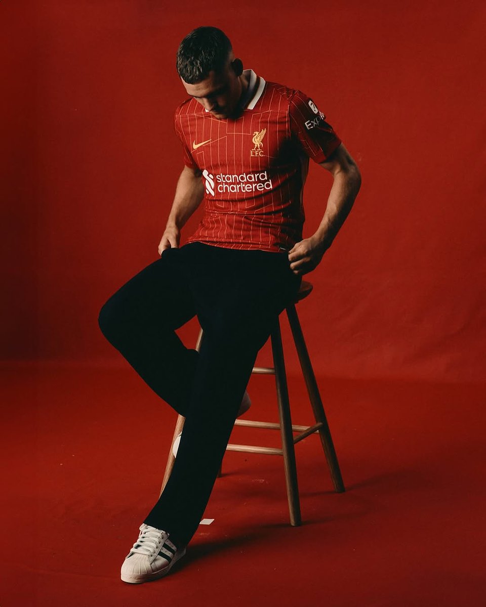 vsrsus's tweet image. LFC on their Wirtz behaviour.