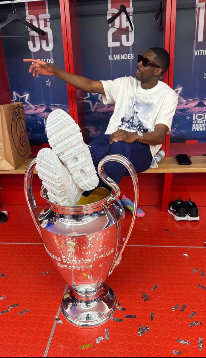 Le Barca depuis la remontada volé : 

• 3-0 Juv
• 3-0 Roma 
• 4-0 Liverpool
• 8-2 Bayern
• 4-1 PSG
• Europa League
• Europa League 
• 4-1 PSG 
• 4-3 Inter 

Le PSG depuis la remontada volé : 

• 2 Finales 
• 4 Demi finales 
• 1 LDC 

La justice de Dieu.🔴🔵