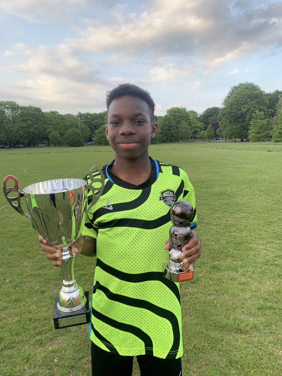 Just like to congratulate our man Eman on getting a 1year contract at Bolton, top player with the best attitude, go and smash it mate 👊🏼⚽️