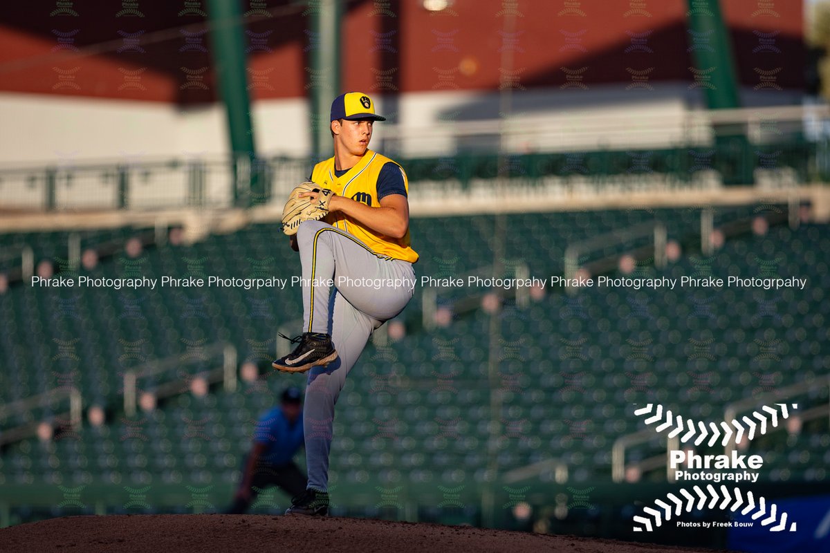 phrakephoto's tweet photo. Tyler Renz (67) RHP ACL Brewers 2024 18th rnd @TylerRenz4 @foxlanebaseball
@ec_lumberjacks #milwaukeebrewers
#brewers #brewcrew #thisismycrew #esteesmicrew
@BrewersPD @ImAChourioFan @BrewCrewBall @brewer_fanatic @BrewerNation
@ACLBrewers
#cactuscrew
#ACL #ArizonaComplexLeague https://t.co/4pRG41ainx