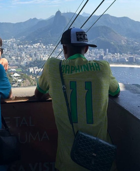 but but i thought he hates raphinha and wanted nico