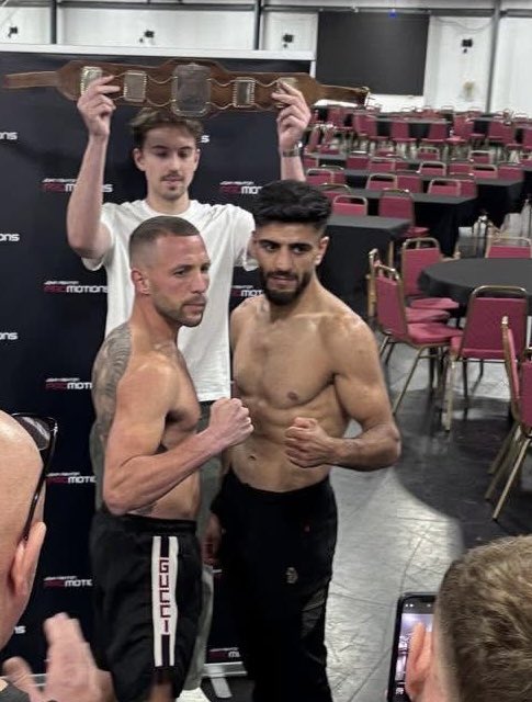 MidlandsBBBofC's tweet image. Good luck to both Amir Abubaker and Jack Mantell tomorrow night at Alfreton Leisure Centre, Alfreton.
Amir Abubaker will defend the BBBofC Midlands Area Super Welterweight Championship 馃