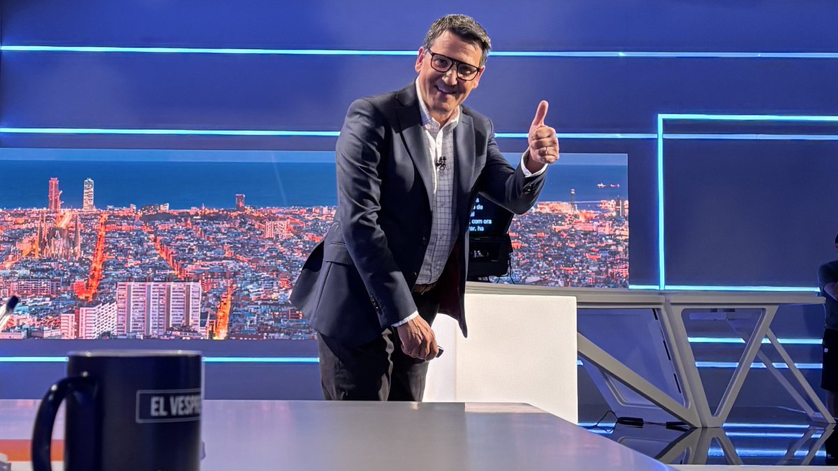 Gràcies, <a href="/quimbarnola/">quimbarnola</a>, per la confiança i pel programa que has fet. La family <a href="/elvespre_tve/">El Vespre</a> ha tingut en tu un “paràs”. Ens retrobarem segur!