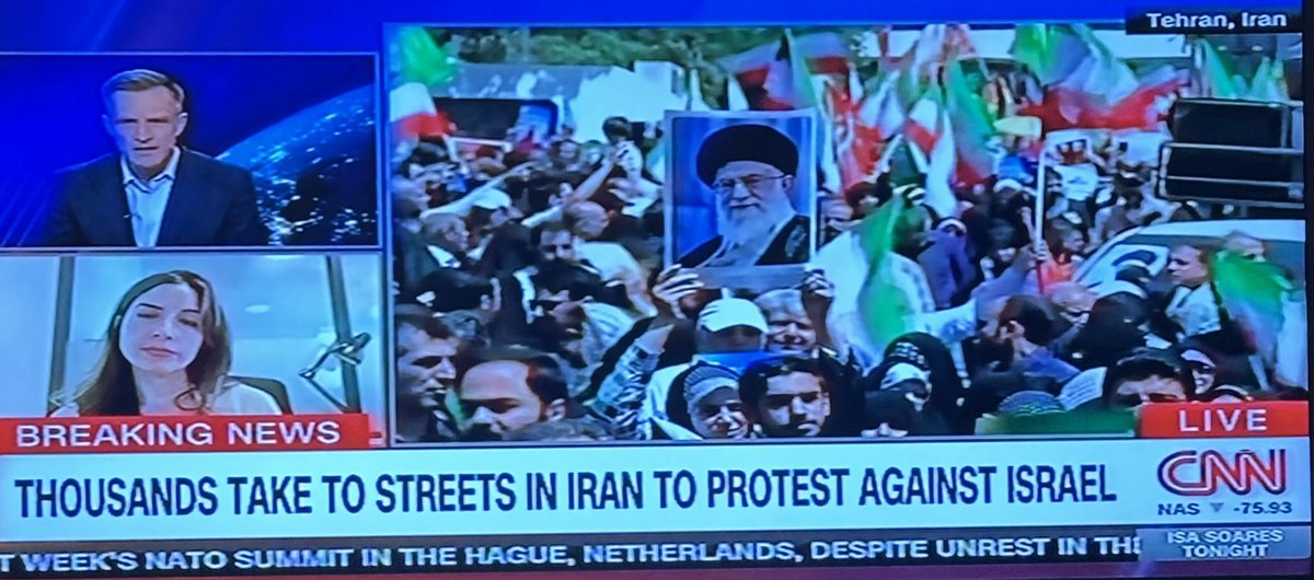AmjadQasim03's tweet image. ایران میں حکومت کی تبدیلی کا خواب چکنا چور ہو گیا۔  تہران کے عوام اسرائیل کے خلاف سڑکوں پر نکل آئے۔
#pakistanarmytoaqsa #IranIsraelConflict #iran @HamidMirPAK
