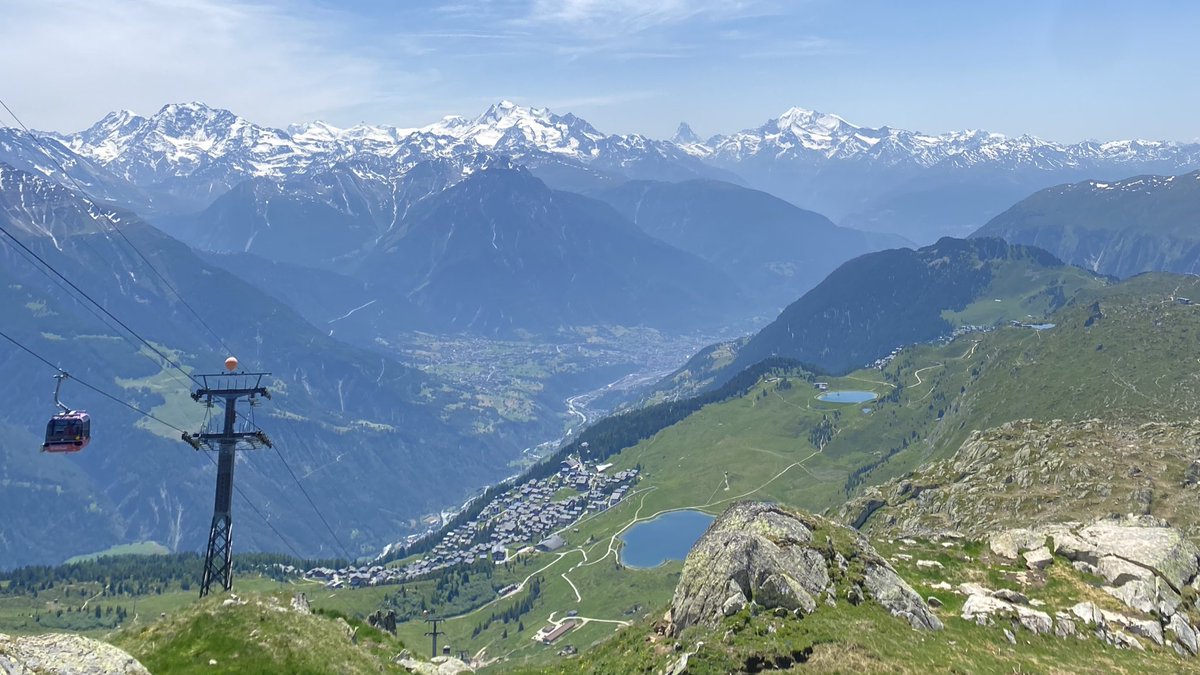 cmpatino_'s tweet image. My third week in the post-training team @huggingface coincided with the team’s offsite in Switzerland.
Loved the opportunity to get to know the team while hiking and working together for upcoming releases.
Thank you @_lewtun and @lvwerra for organizing it!