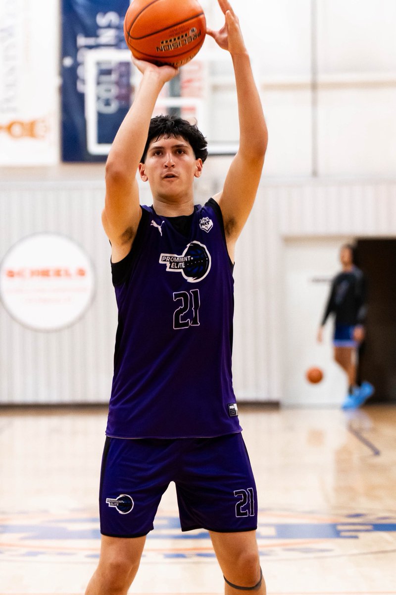 College coaches - check out 2026 6’3 Guard Dino Roberts out of Bishop Gorman High School at section 7.
6:00pm Court 3 vs La Mirada