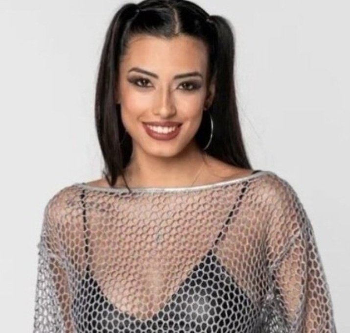 COMOMIAMORR's tweet image. EUGENIA Y LUZ FINALISTAS 

QUIEN QUERES QUE GANE GRAN HERMANO 2024/2025?

❤️ EUGENIA 
🔄 LUZ 

#GranHermano