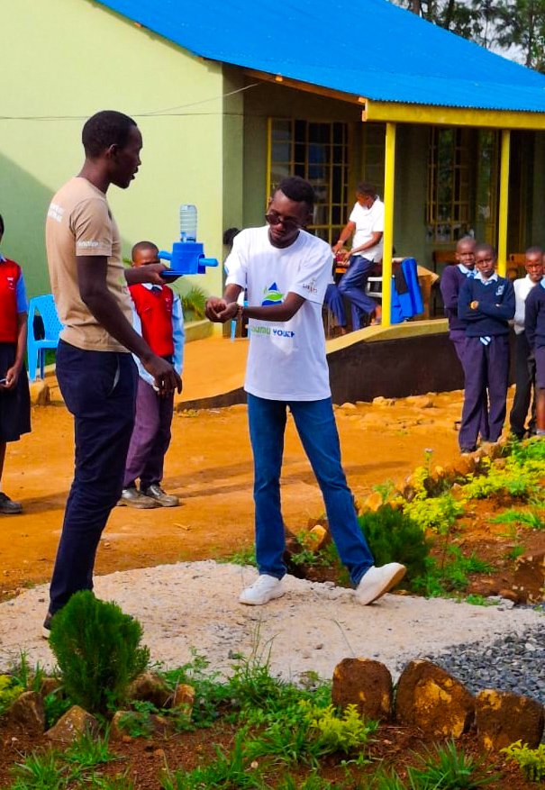 WashKisumu's tweet image. Saving Lake Victoria starts with Us !
At Mkendwa Comprehensive, we taught students:
💧 Water conservation
🧼 Proper handwashing
♻️ Waste management
We're raising a water-conscious generation. #LakeVictoria #WASHMashinani #YouthForWater #CleanWater4All #Kisumu