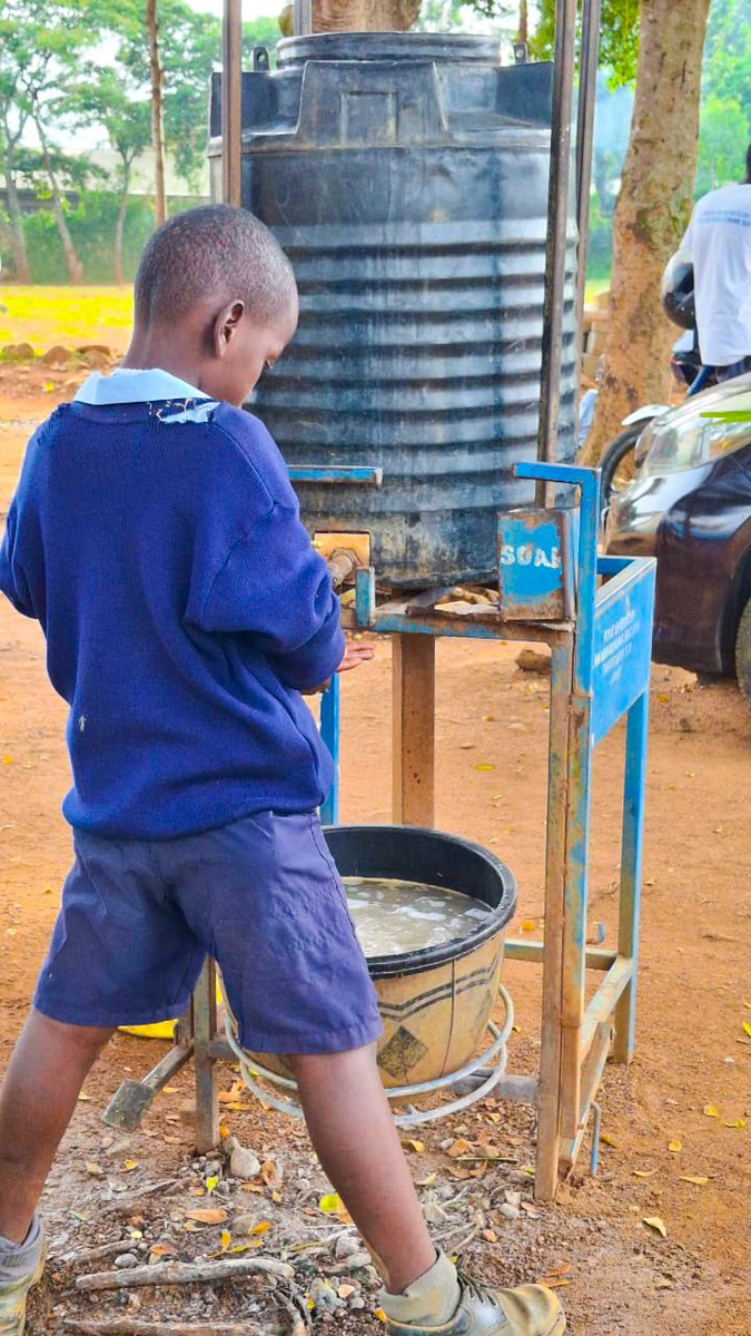 WashKisumu's tweet image. Saving Lake Victoria starts with Us !
At Mkendwa Comprehensive, we taught students:
💧 Water conservation
🧼 Proper handwashing
♻️ Waste management
We're raising a water-conscious generation. #LakeVictoria #WASHMashinani #YouthForWater #CleanWater4All #Kisumu