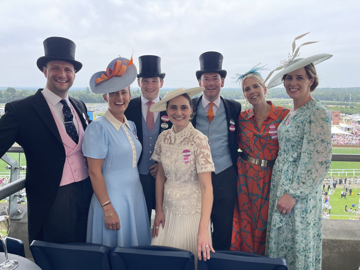 We tried. We failed. We’ll try again. 

It didn’t happen for Lady With The Lamp today, but she seems fine after the race and will be back to fight another day. It was surreal to have an involvement in a Group 1 on the greatest stage with wonderful friends. 

I love this sport! 🙌