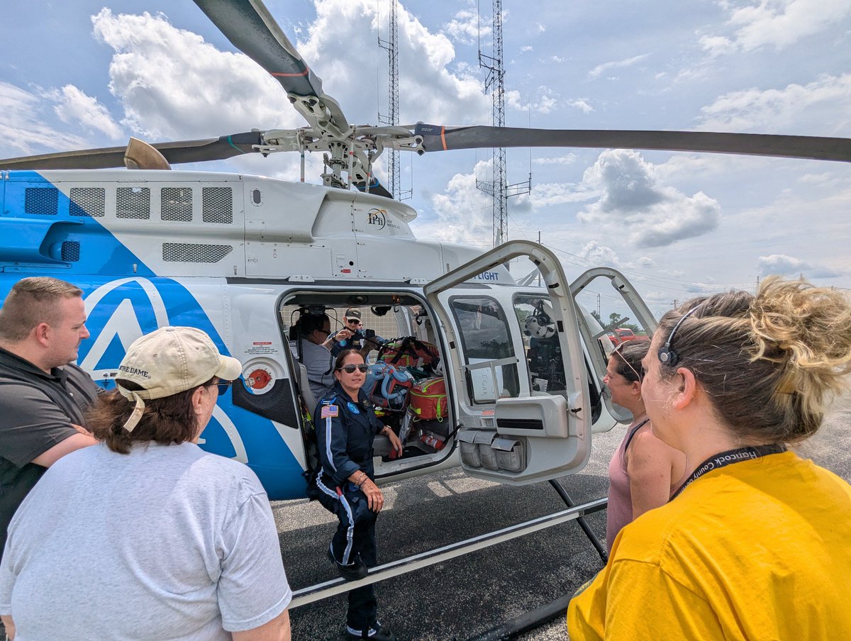 HancockIN911's tweet image. Thank you to @StVincentIN Stat Flight 5 for coming to our center and talking about air ambulance operations with our dispatchers. We know when time is critical, it's a great resource to have for our community π